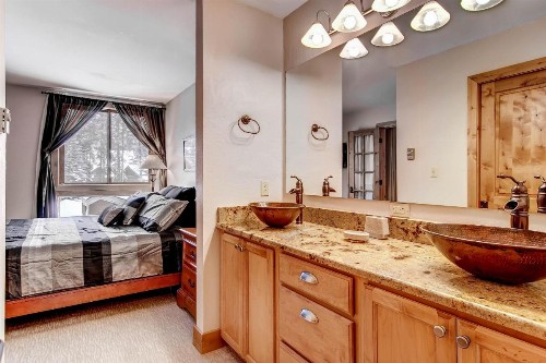 Ski Hill Condo - image 3