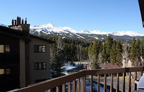 Woods Manor #302-A - Close to Main Street - Access to Indoor Hot Tub and Shuttle - image 22