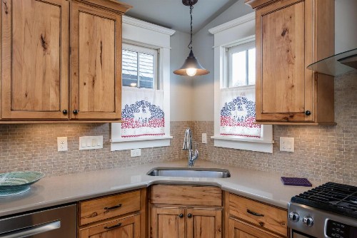 Plum Cottage - image 16