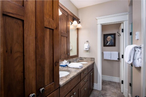 Plum Cottage - image 24