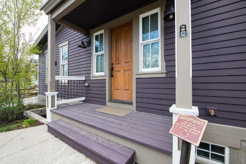Plum Cottage - image 4