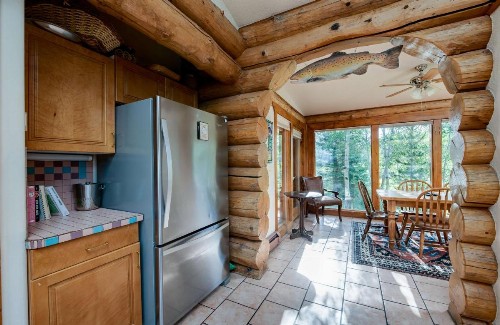 Swan River Lodge - image 2