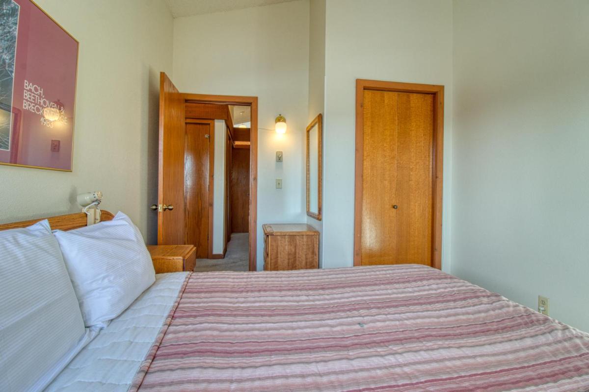 Gold Point Vista - image 6