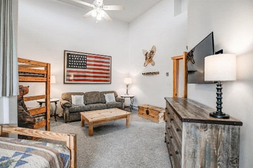 Powderhorn Penthouse Condo - image 25