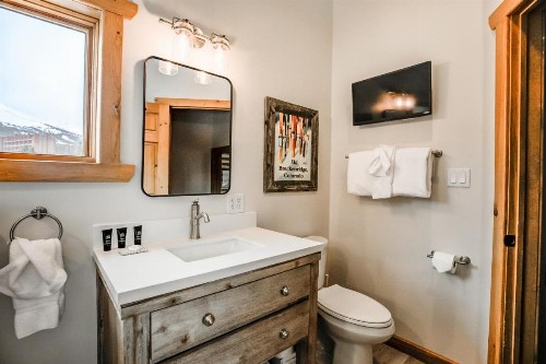 Powderhorn Penthouse Condo - image 3
