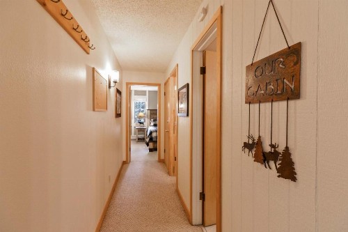 Peak 8 Village E40 - image 9