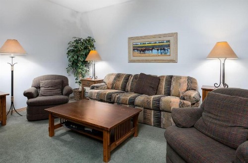 Pines Townhomes 113 - image 30
