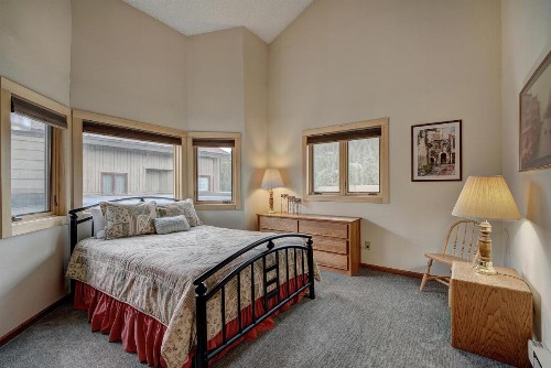 Atrium 304 - image 37