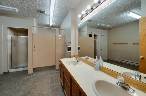 Woods Manor 301A - image 22