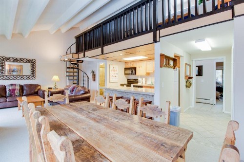 The Lift Condo - image 8