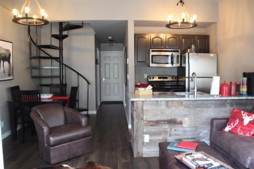 Breck Creekside at Wildwood Suites - image 7