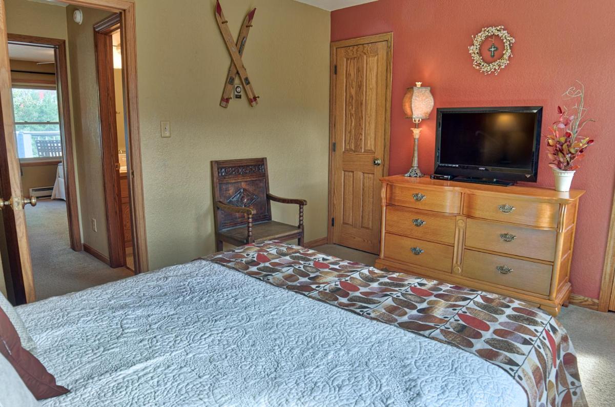 Wellington #3 (Townhome) - image 5