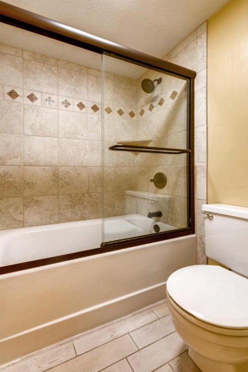 Two-Bedroom 304 at Trails End - image 8