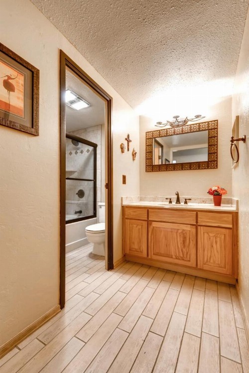 Two-Bedroom 304 at Trails End - image 9