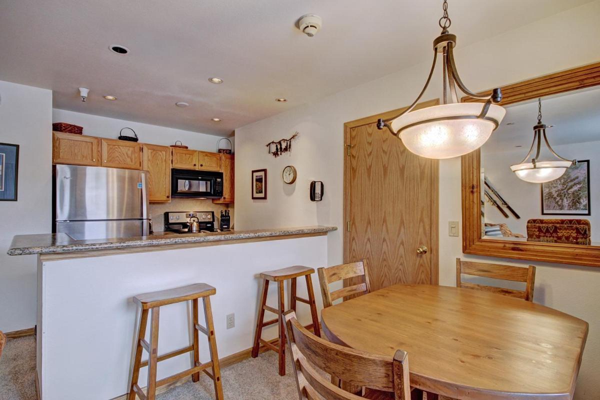 River Mtn Lodge W215C - image 5