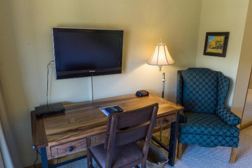 River Mtn Lodge W314 - image 6