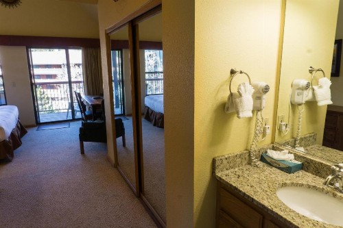 River Mtn Lodge W314 - image 9