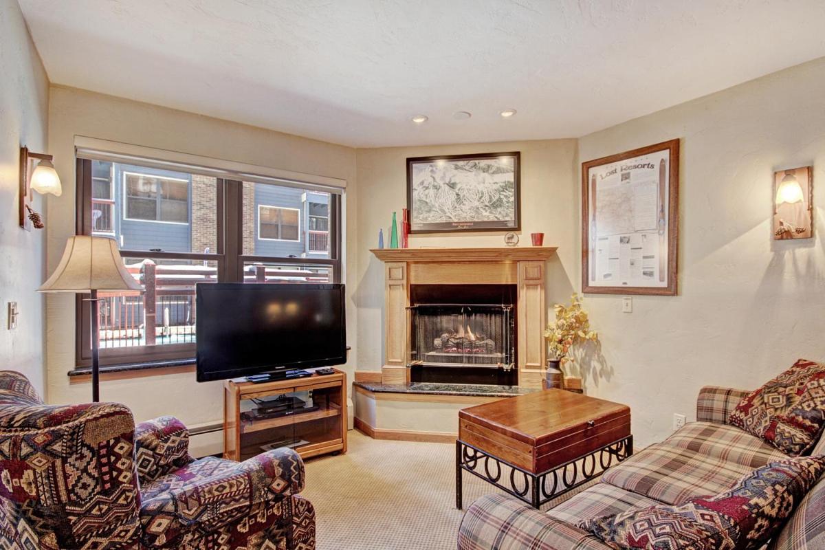 River Mtn Lodge W117C - main image