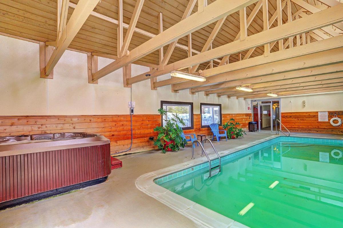 Ski & Racquet Club B-106 Condo - image 7