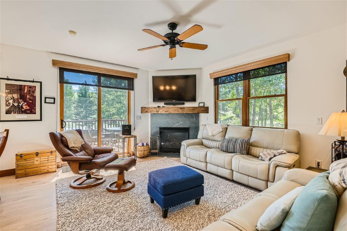 Highland Greens Spruce Townhouse - main image