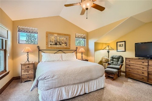 Highland Greens Spruce Townhouse - image 12