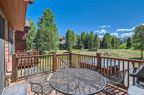Highland Greens Spruce Townhouse - image 24