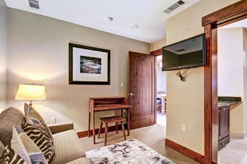 One Ski Hill Place S8412 - image 14