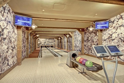 One Ski Hill Place S8412 - image 3