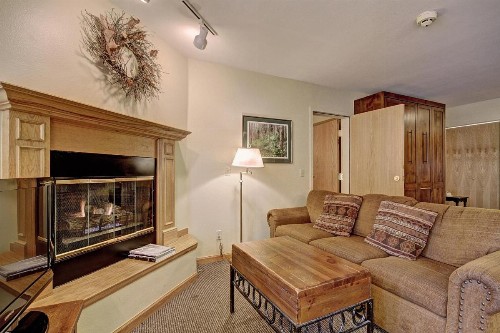 River Mtn Lodge E215D - image 15