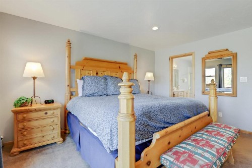 Peak 7 Mountain Lodge - Hot Tub & Expansive Views! - image 10