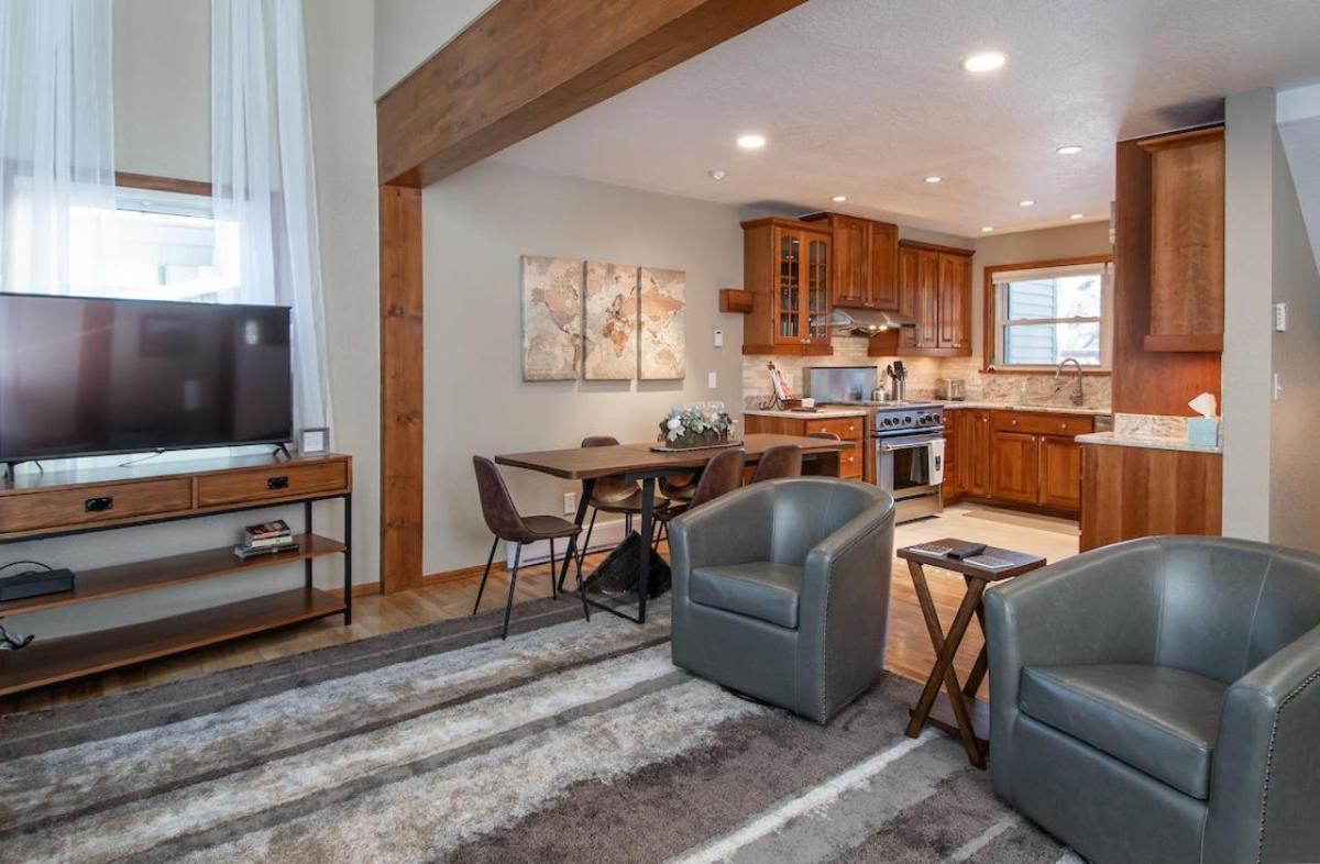 High Street Retreat - image 6