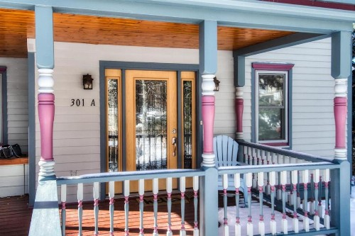 High Street Retreat - image 9