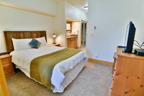 Village at Breckenridge Wetterhorn 3402 - image 9