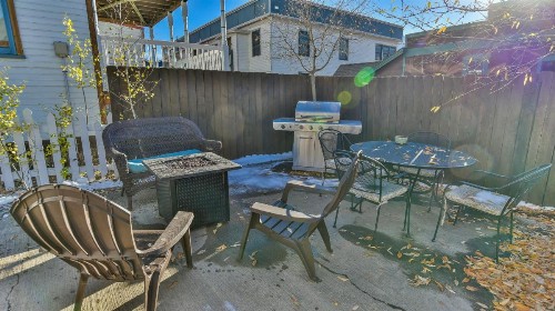 Urban Farmhouse on French - image 7