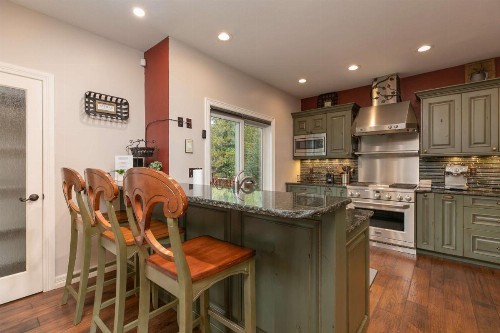 Brooks Hill Lodge - image 10