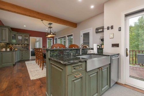 Brooks Hill Lodge - image 12