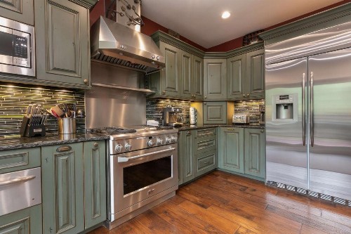 Brooks Hill Lodge - image 13