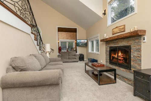 Brooks Hill Lodge - image 3