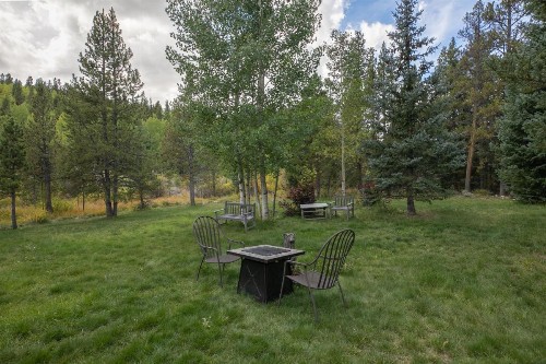 Brooks Hill Lodge - image 36