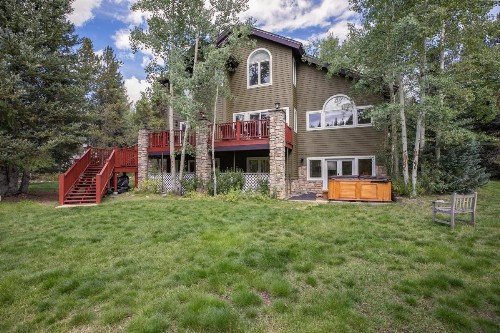 Brooks Hill Lodge - image 38