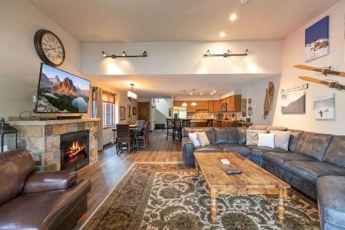 Mainridge Townhome A - image 6