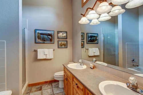 Elk Ridge 402 - image 17