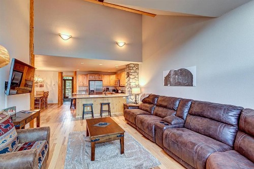 Elk Ridge 402 - image 28