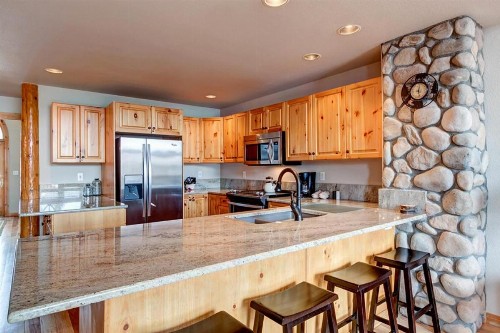 Elk Ridge 402 - image 30