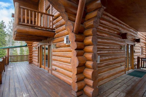 Elk Meadow Lodge - image 22