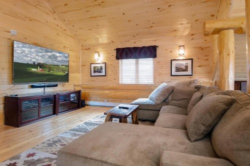 Elk Meadow Lodge - image 40