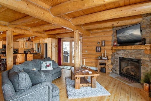 Elk Meadow Lodge - image 42