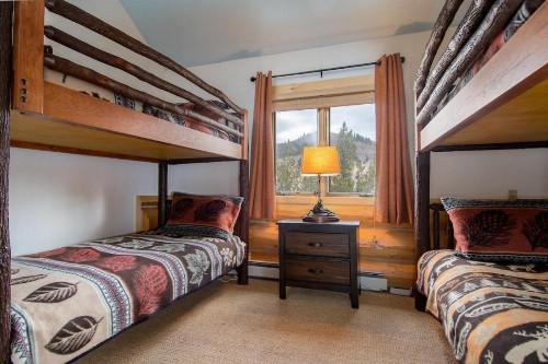 Elk Meadow Lodge - image 48