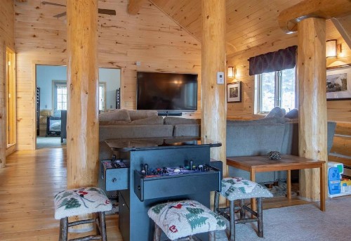 Elk Meadow Lodge - image 9