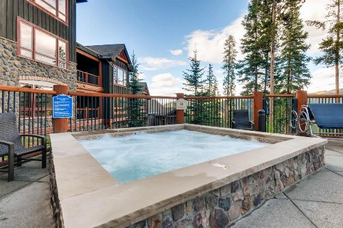 Breckenridge Luxury Ski-In Ski-Out Condos - image 3
